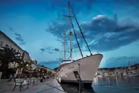 Five Star Small Pax Cruise-Ship or Family Yacht