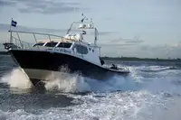 Interceptor Crewtender, Pilot