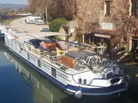 Peniche Hotel Charter barge