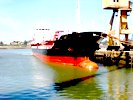 Doble hull chemical/oil tanker