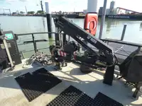 shallow draft work boat